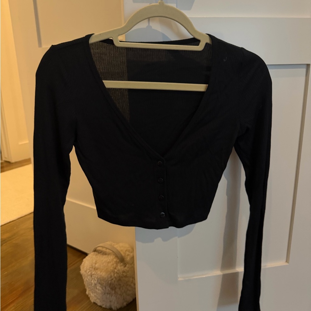 ALO Yoga Black V-Neck Crop Top